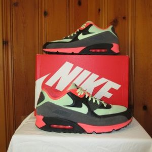 Nike Air Max 90 Essential, with box